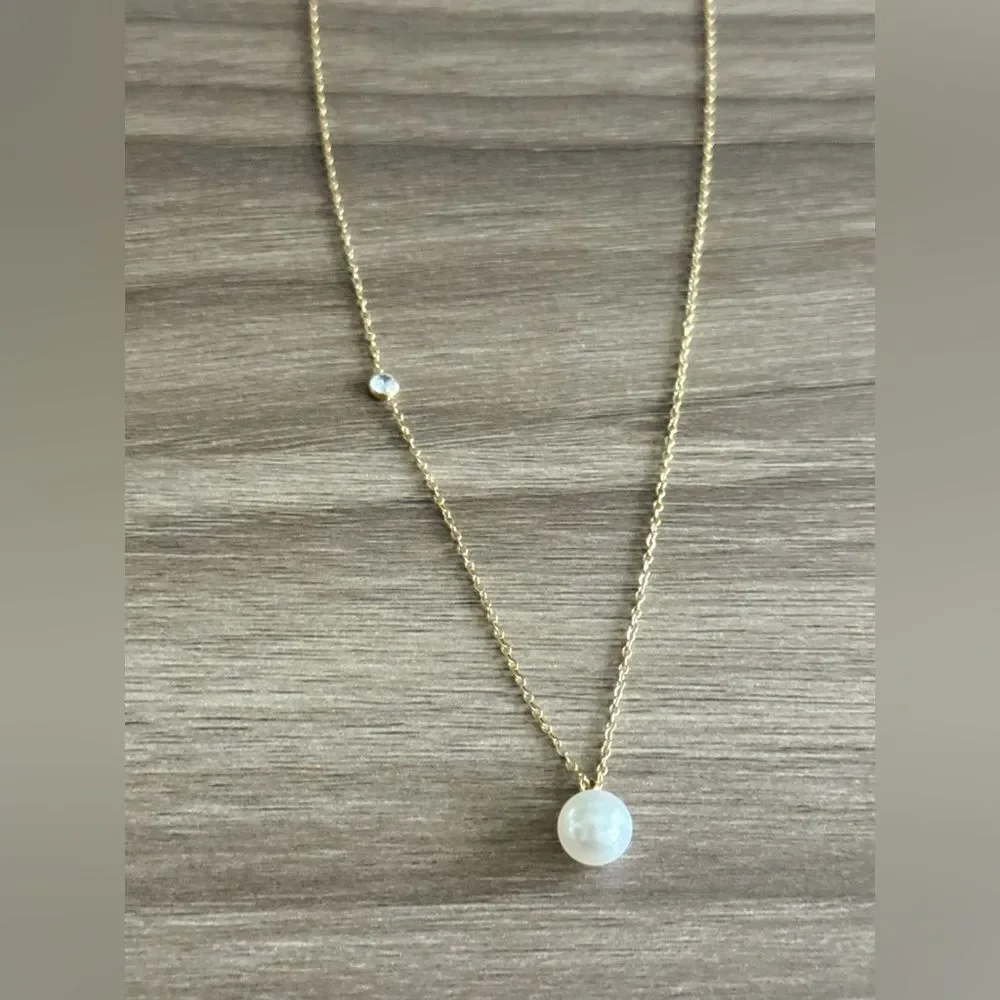 Gold and Pearl Necklace Q612 - Picture 3 of 6